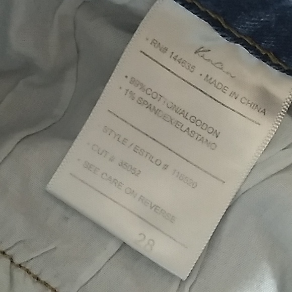 KanCan™ Vintage High Rise Medium Tint Boyfriend Jean size 28 - Picture 9 of 11